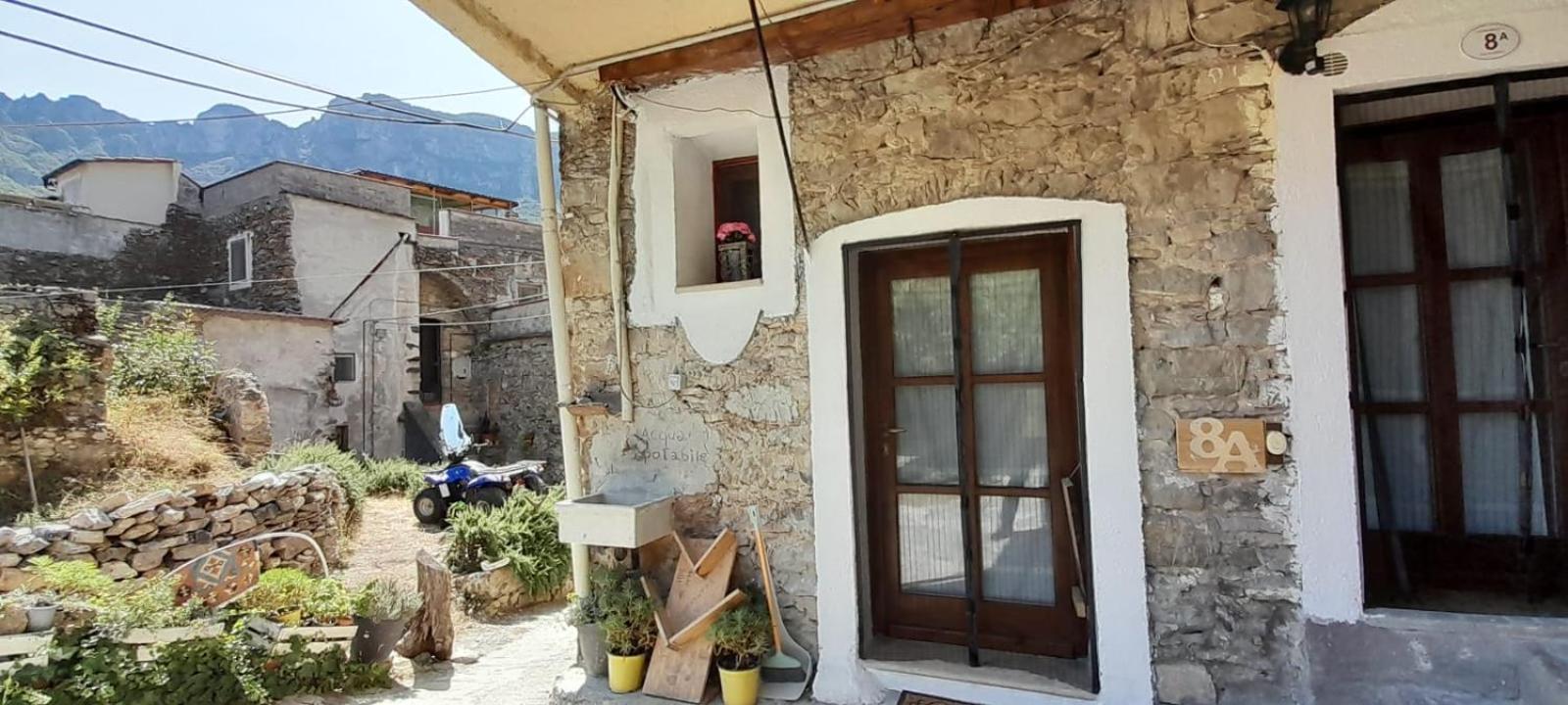 B&B 8A Castelbianco Colletta エクステリア 写真